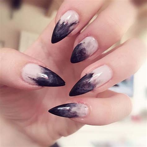 Witchy Ombre Nails: The Key to a Spellbinding Look